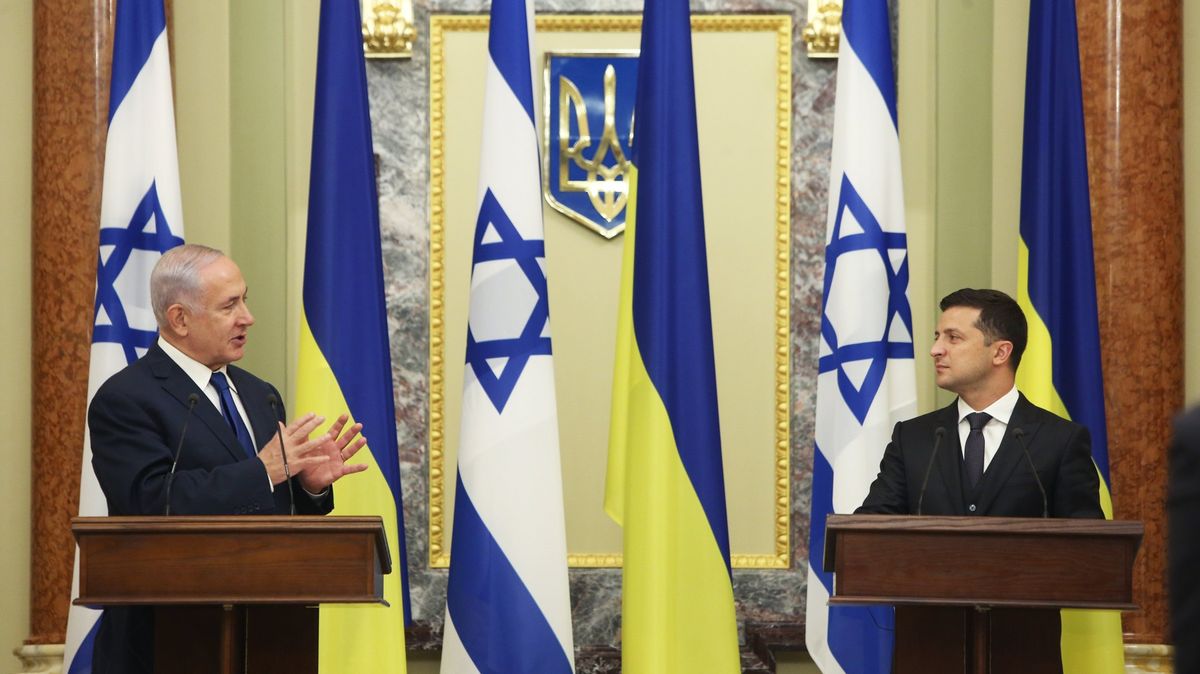 Izrael poprvé kývl na dodávky zbraní Ukrajině